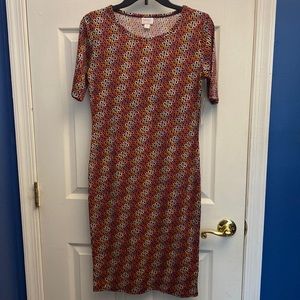 NWT LulaRoe Julia Body Con Short Sleeve Dress, Small